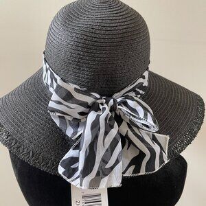 Black Beach Hat